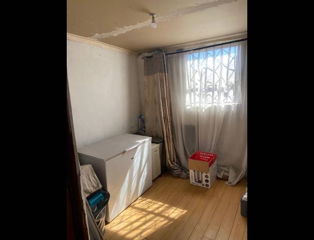 4 BEDROOM FREEHOLD FOR SALE IN PHILIPPI